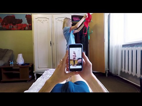 ❤️ La sorellastra ha fatto sborrare il fratello poco prima che la mamma tornasse a casa Sessoal it.naughtyhentai.ru ❌️